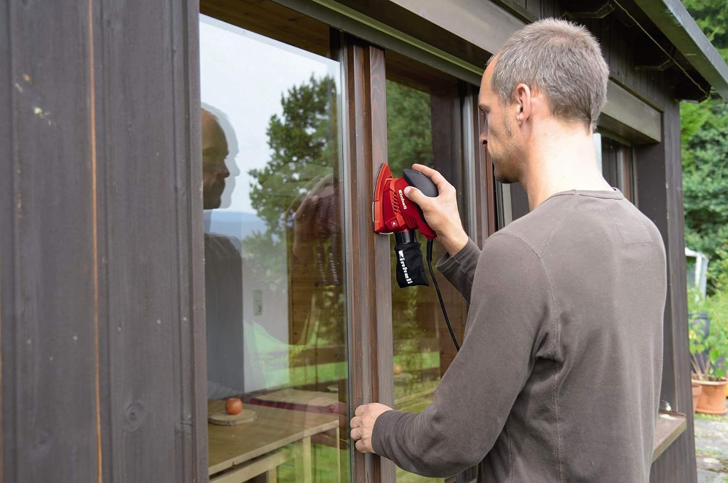 Imagen de Einhell Multilijadora - TH-OS 1016. 100 W, 24.000 1/min de velocidad de oscilación, agarre suave, bolsa de filtro, extracción de polvo, incluye 1 pieza de papel de lija