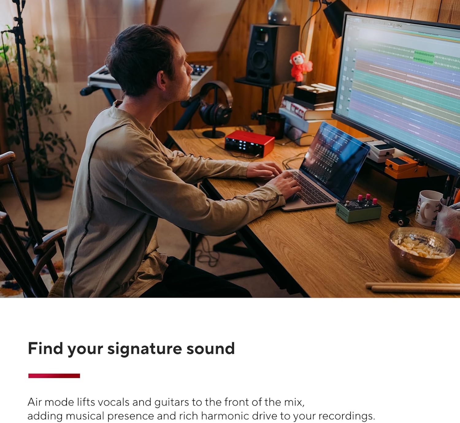 Imagen de Focusrite Scarlett 4i4 4.ª gen. interfaz de audio USB para músicos, compositores, guitarristas y creadores de contenido. Grabación de estudio, alta fidelidad y todo el software necesario