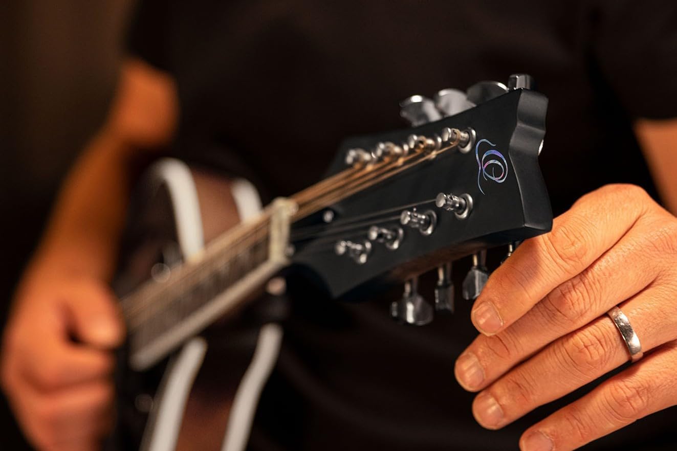 Imagen de Ortega Guitars Bluegrass RMAE30-WB - Mandolina estilo A - Serie Americana - Electroacústica - Abeto y arce con acabado satinado Whiskey Burst
