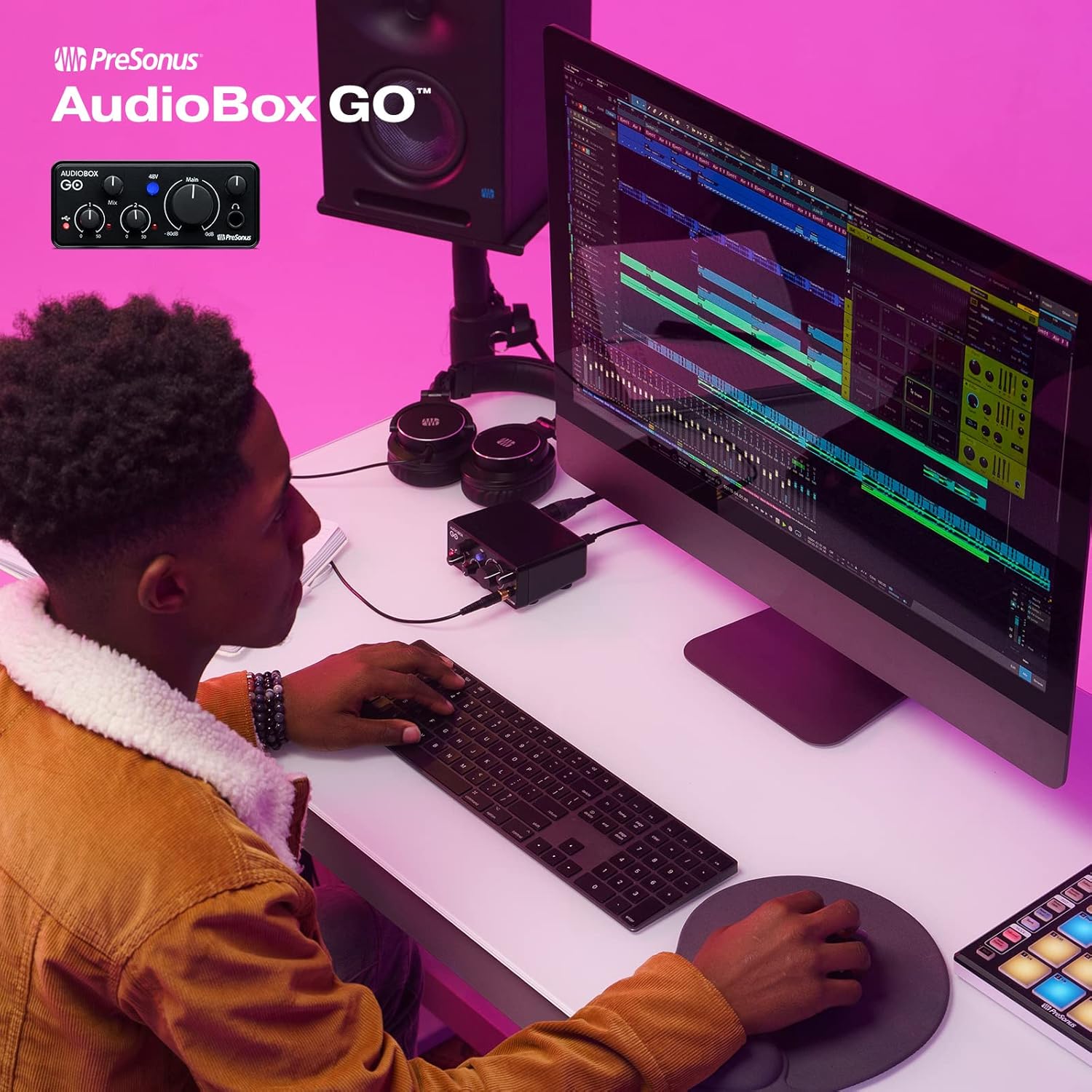 Imagen de PreSonus AudioBox GO, Interfaz de Audio USB-C, Para Producción Musical con Software de Grabación Studio One, Tutoriales Musicales, Ejemplos de Sonido e Instrumentos Virtuales