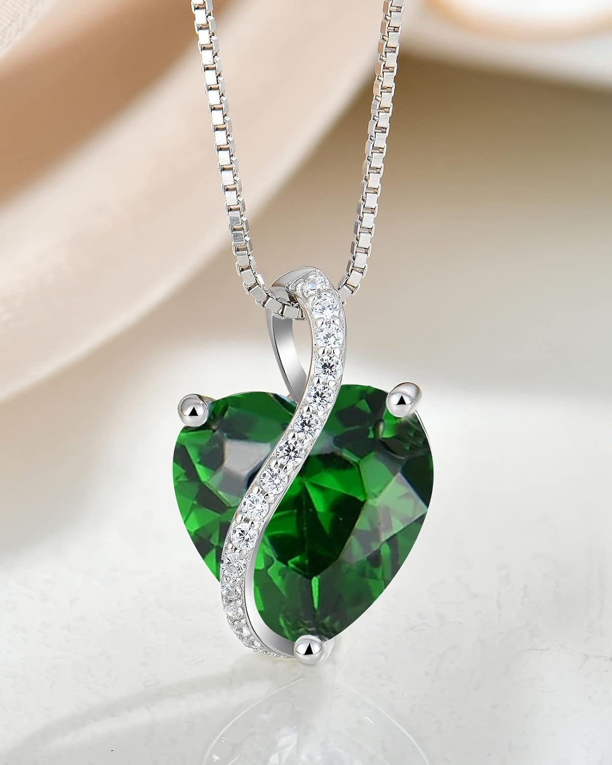 Imagen de YL Collar Corazón Plata de Ley 925 con 12 piedras de Nacimiento Circonita Colgante para Mujer