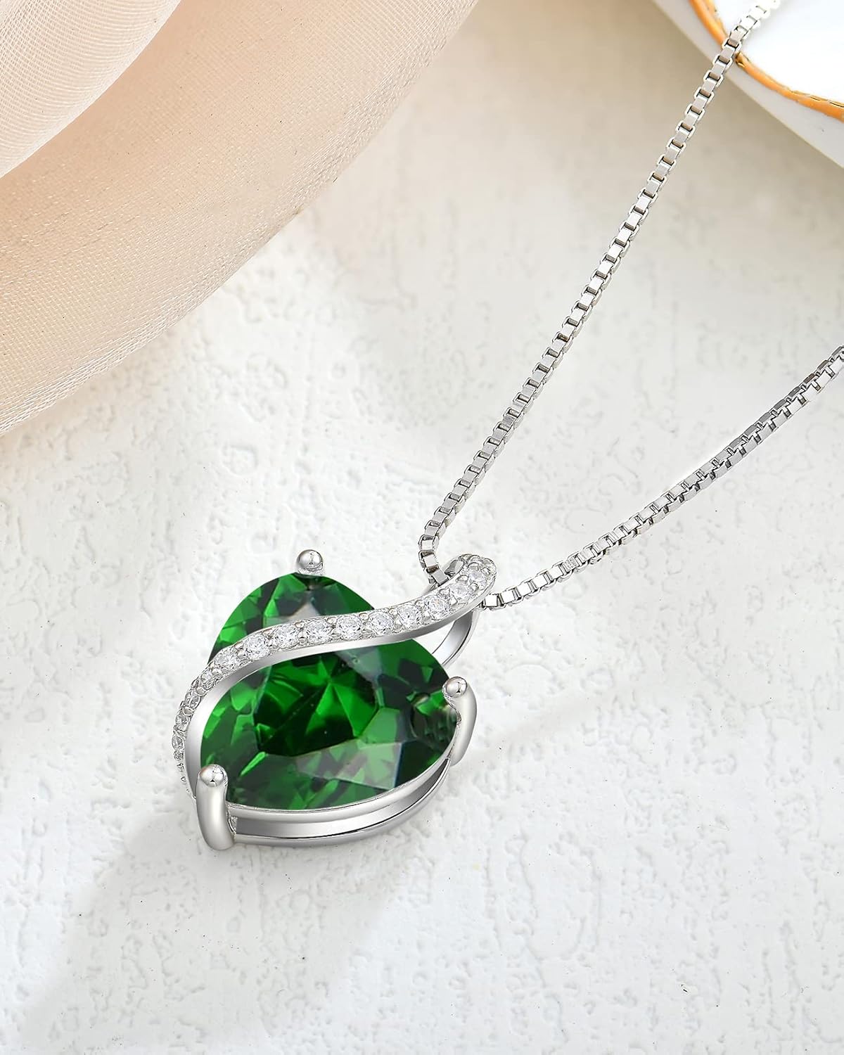 Imagen de YL Collar Corazón Plata de Ley 925 con 12 piedras de Nacimiento Circonita Colgante para Mujer